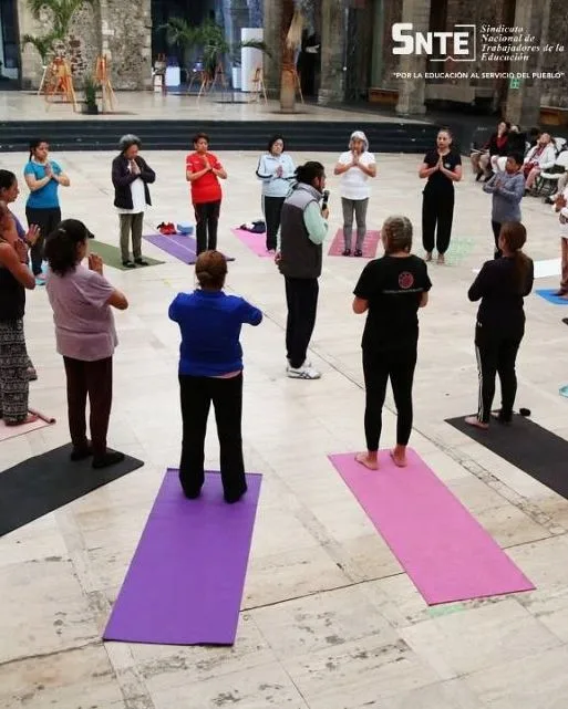 El Club de Yoga del CCMC