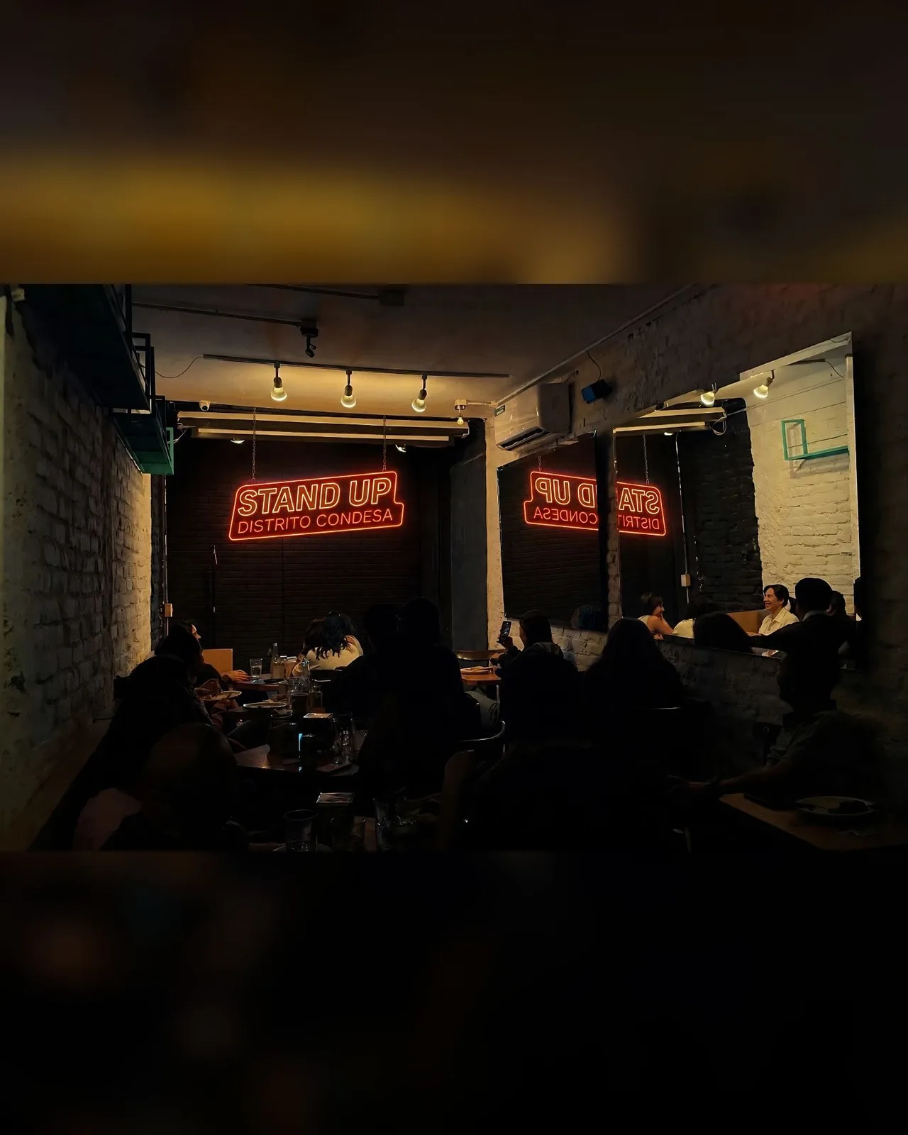 Stand up Distrito Condesa