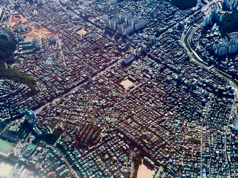 Pensar Futuros: Ciudades, territorios y posibles destinos